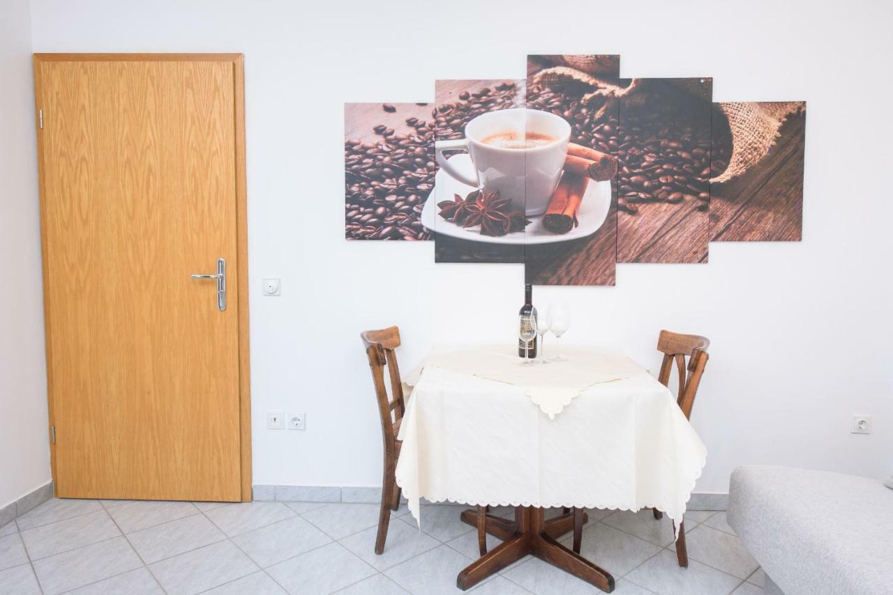 Apartments San Jozef Трогір Екстер'єр фото