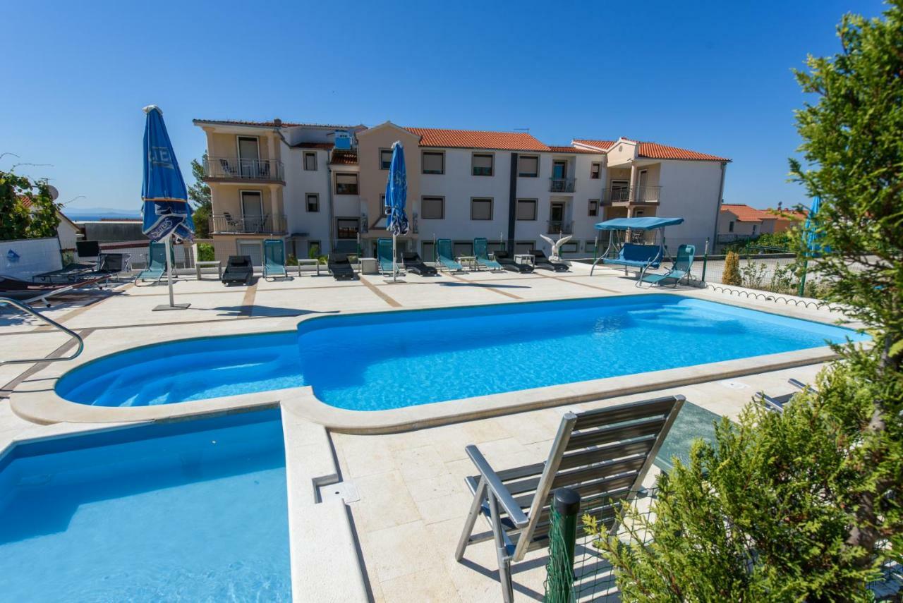 Apartments San Jozef Трогір Екстер'єр фото